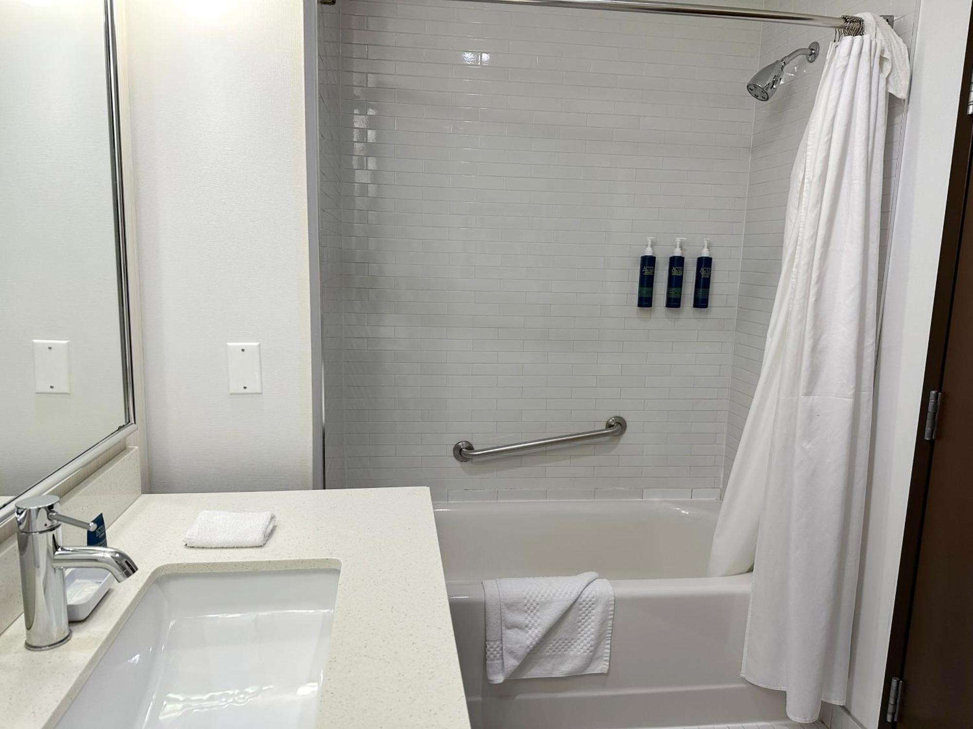 Four Points By Sheraton Edmonton Gateway Eksteriør bilde